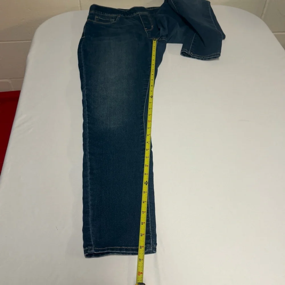 Levi’s Signature Gold Dark Blue Pull On-Skinny Jeans-Mid Rise-Shaping-Size 12L - Picture 11 of 14